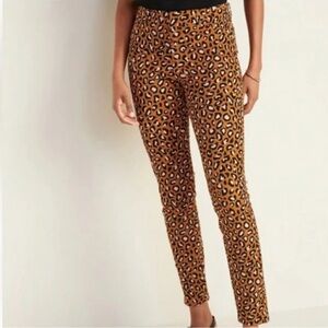 Mid-Rise Printed Pixie Ankle Pants for Women - Leopard